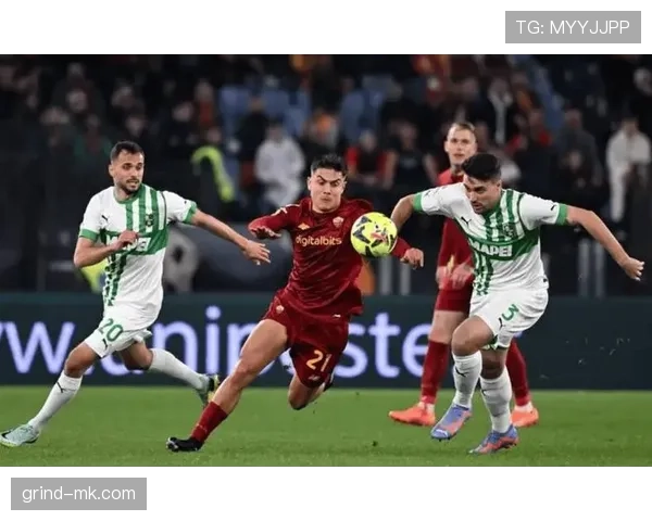 利兹联攻防兼备状态回升,排名稳固展现强劲势头 利兹联攻防兼备状态回升,排名稳固展现强劲势头