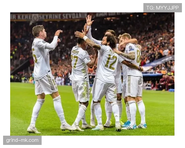 克罗斯风格分析：控球调度与比赛节奏掌控持续提升